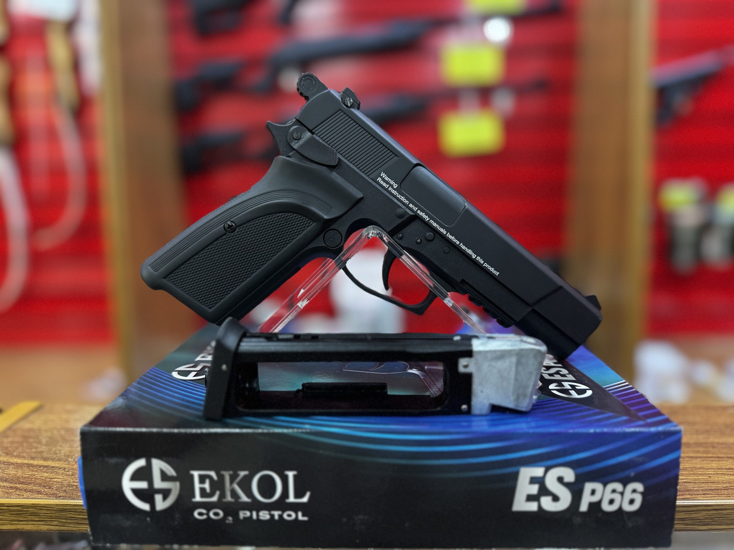 Пистолет пневматический EKOL ES 66 Black кал.4,5мм 3дж